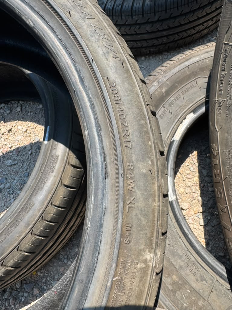 205/40R17 Pair (2 Used Tires) Velozza ZXV4
