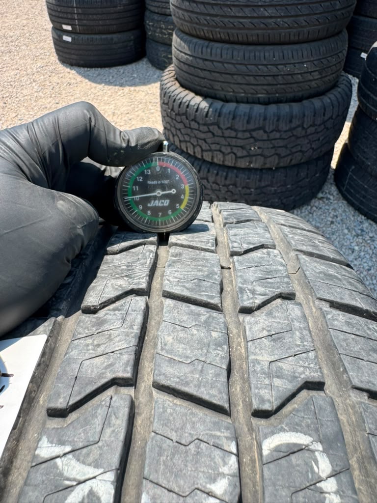 235/65R18 Pair (2 Used Tires) Caldera Confidence