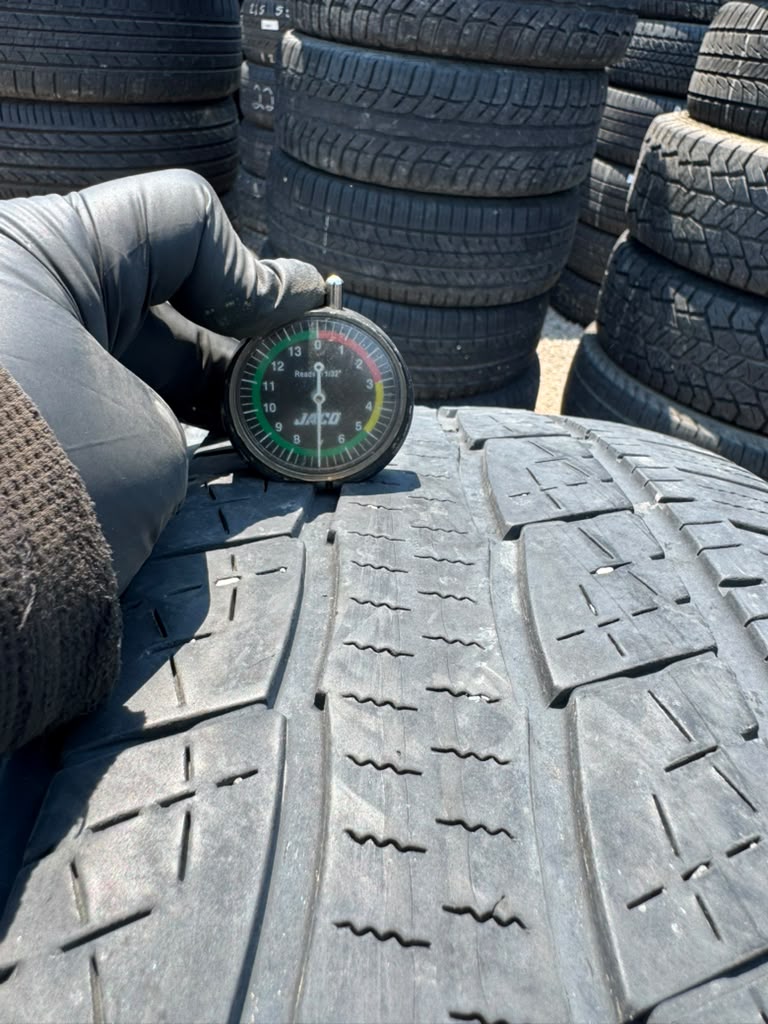 285/45R22 Pair (2 Used Tires) General Grabber