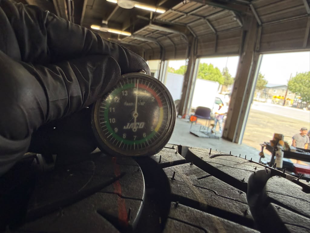 LT31X10.50R15 Set (4 Brand New Tires!!) Thunderer Ranger AT