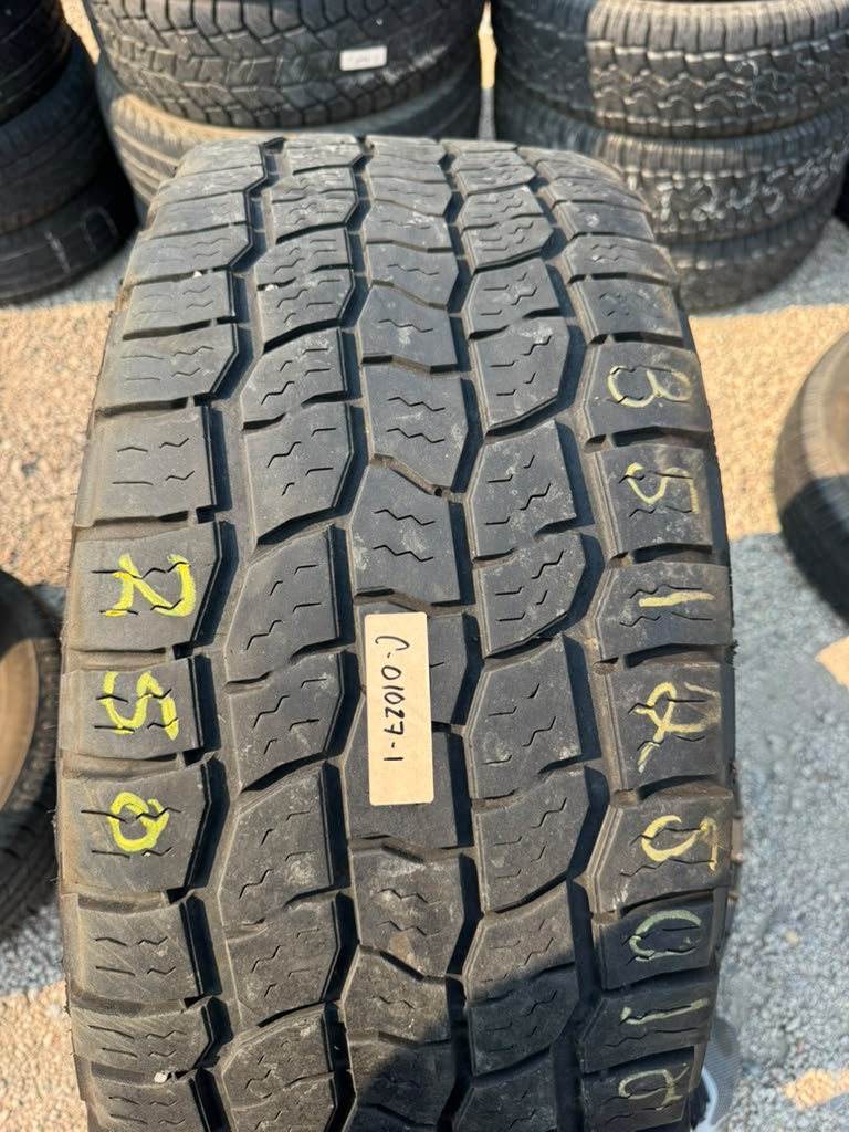 LT35x12.50R18 Pair (2 Used Tires) Cooper Discoverer AT3 XLT