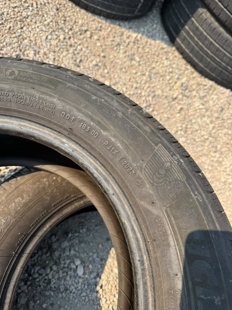 215/65R16 Pair (2 Used Tires)  Michelin Defender & Tour
