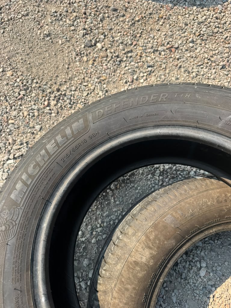 215/65R16 Pair (2 Used Tires)  Michelin Defender & Tour