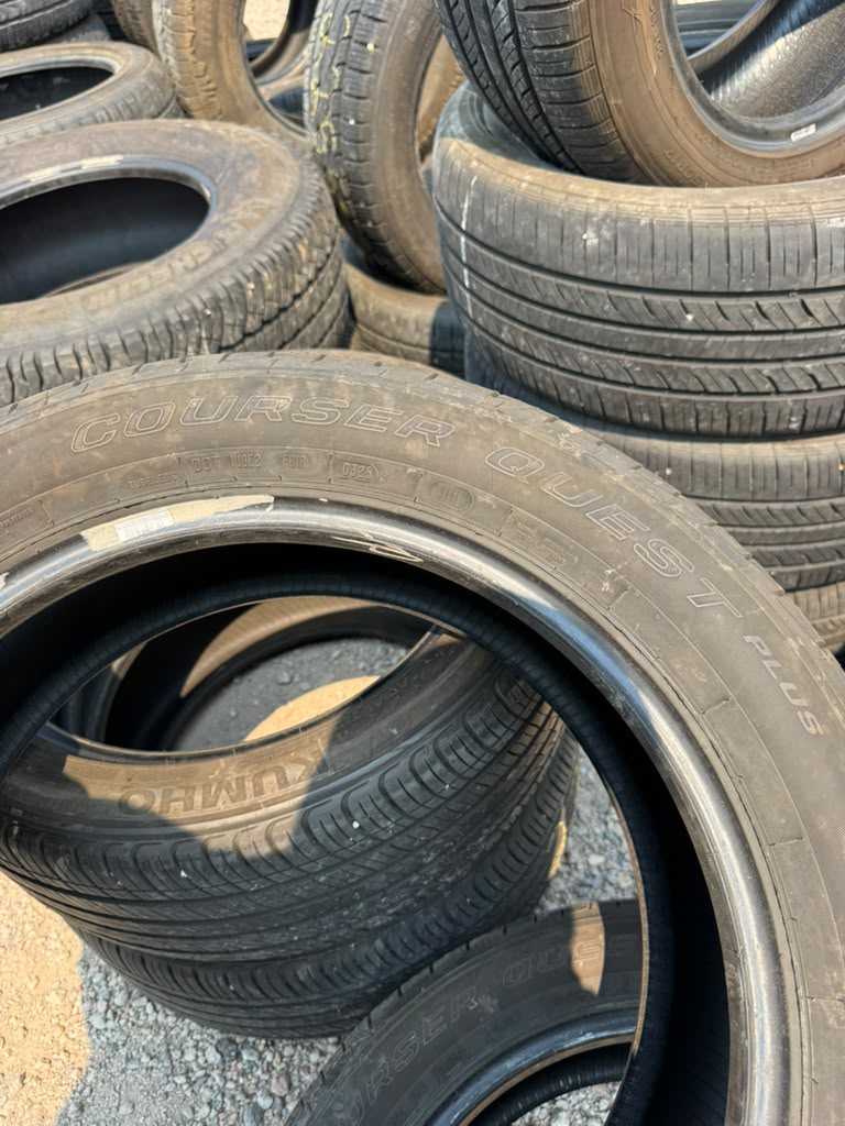 215/55R18 Pair (2 Used Tires) Mastercraft Courser Quest Plus