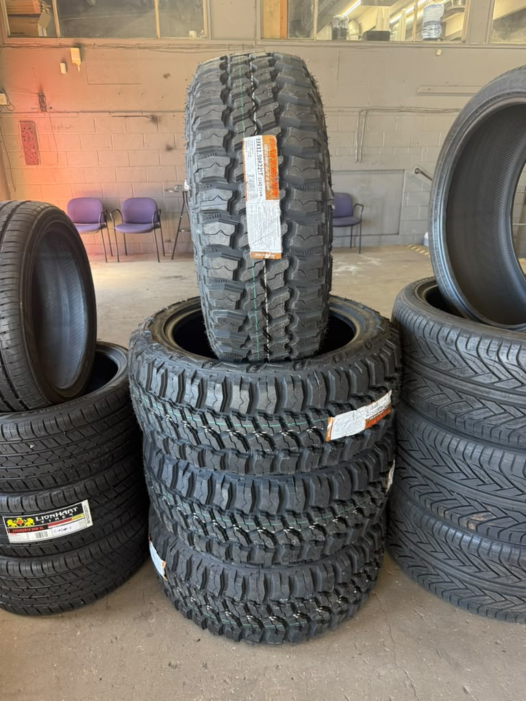 LT33X12.50R22 Set (4 Brand New Tires!!) Thunderer Trac Grip MT