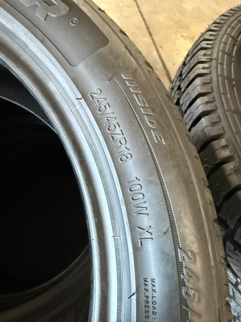 245/45R18 Set (4 Brand New Tires!!) Thunderer Mach 5