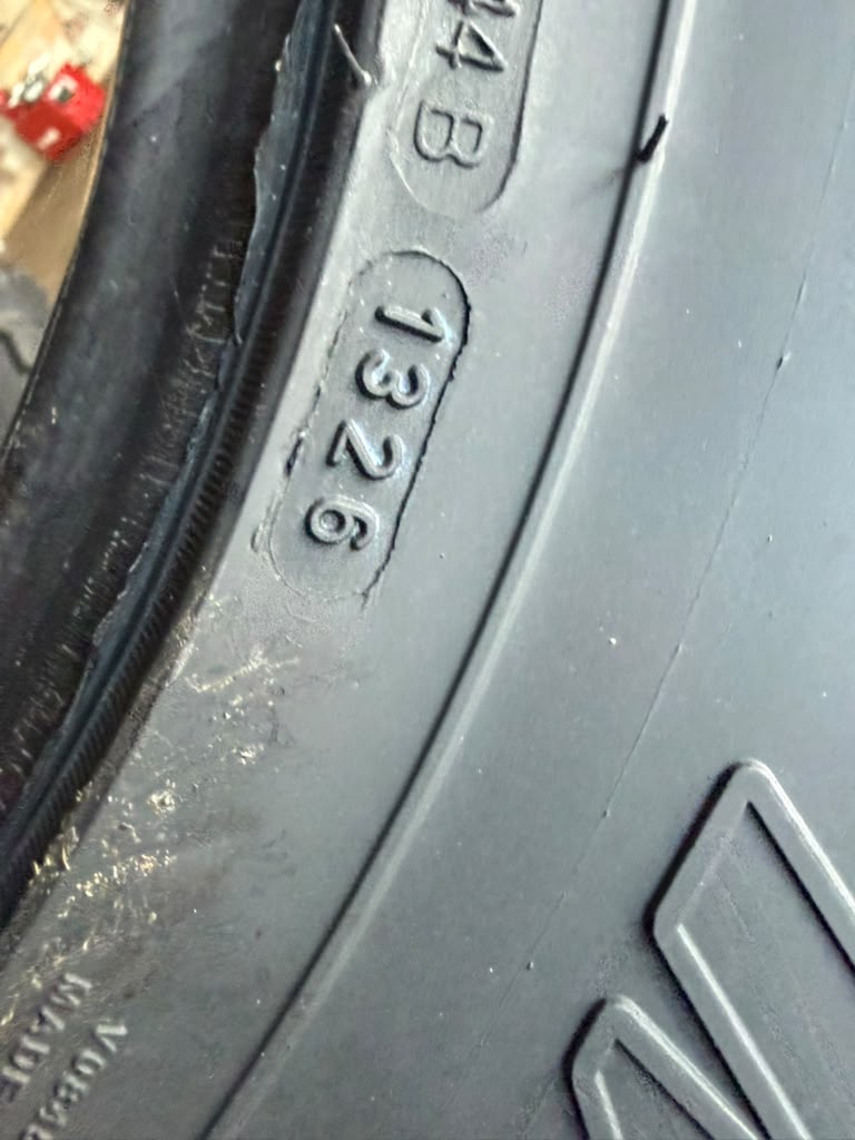 LT33X12.50R15 Set (4 Brand New Tires!!) Thunderer Trac Grip MT