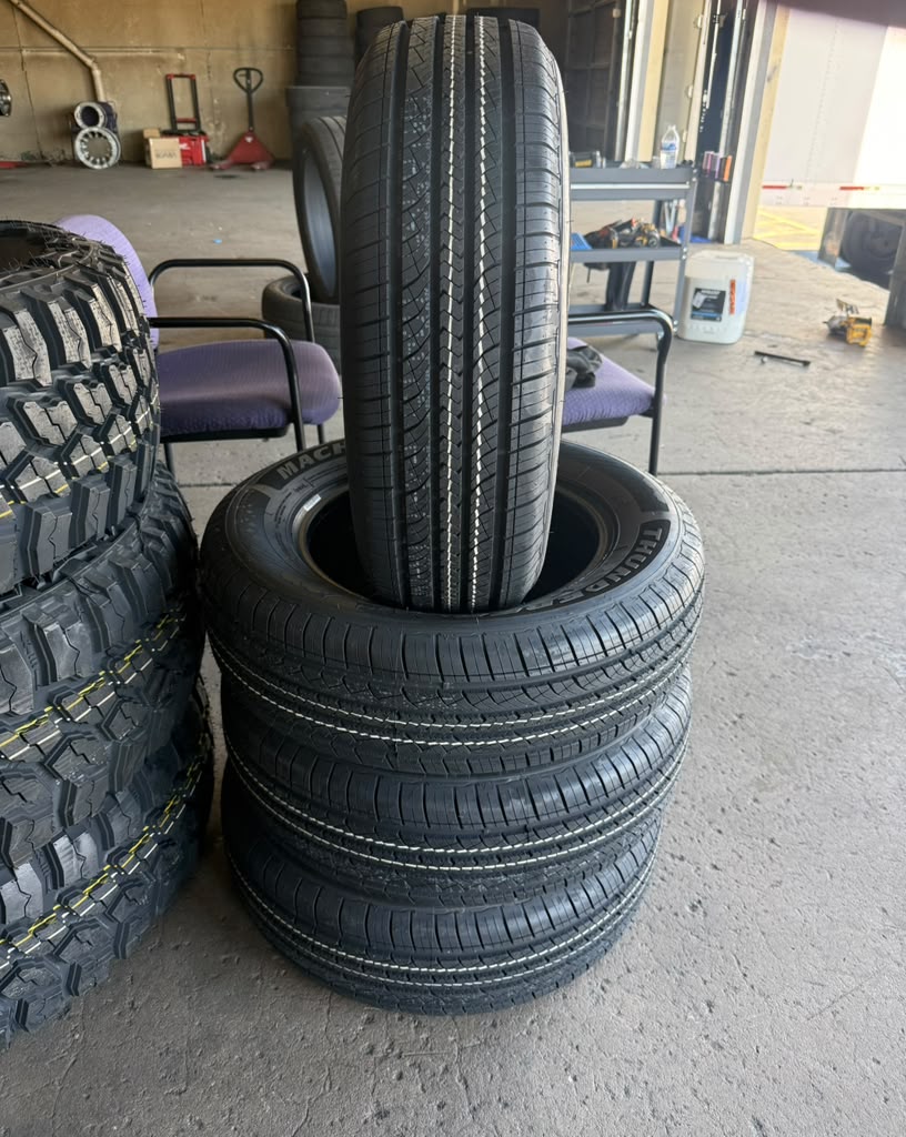195/65R15 Set (4 Brand New Tires!!) Thunderer Mach 1 Plus