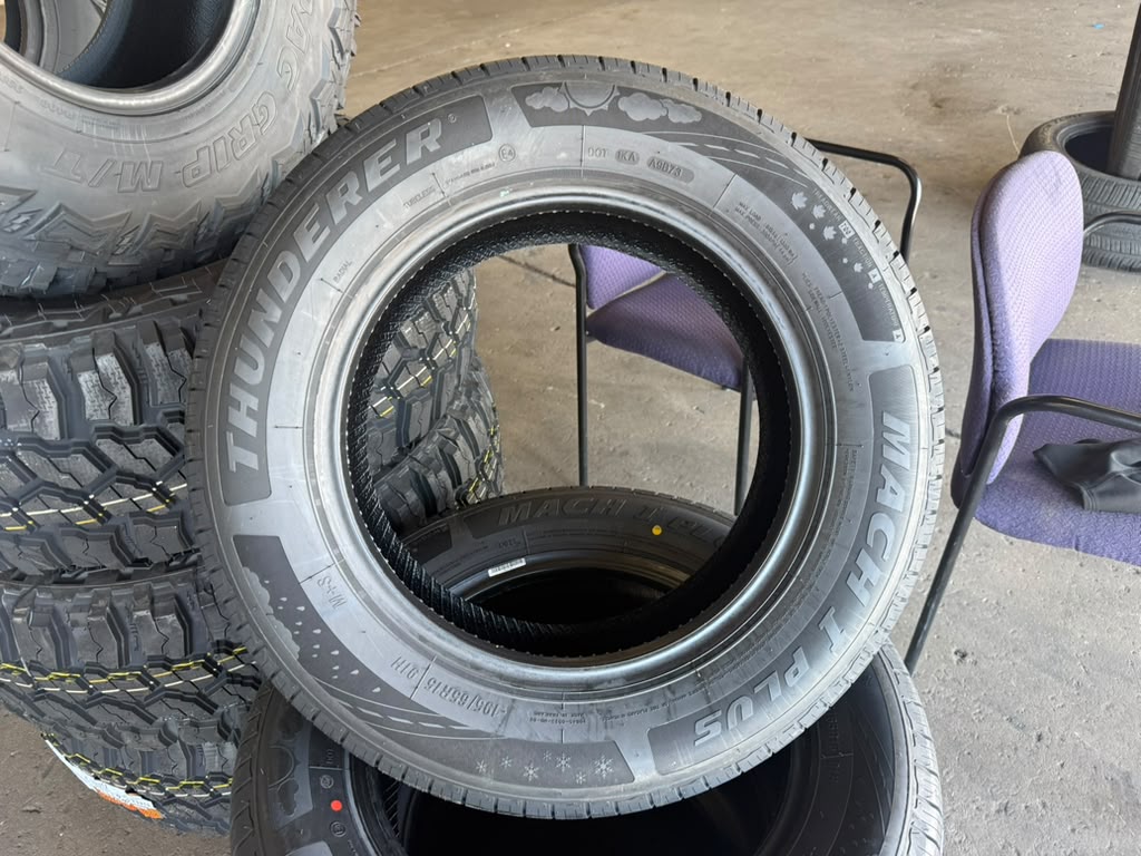 195/65R15 Set (4 Brand New Tires!!) Thunderer Mach 1 Plus