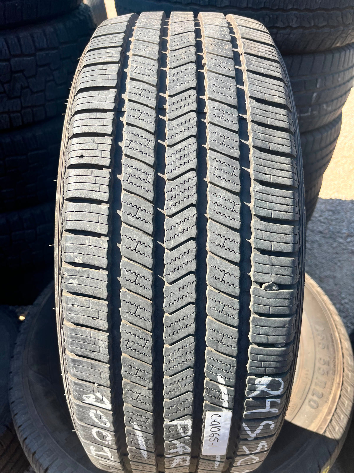 245/50R20 Pair (2 Used Tires) Vredestein Pinzaht