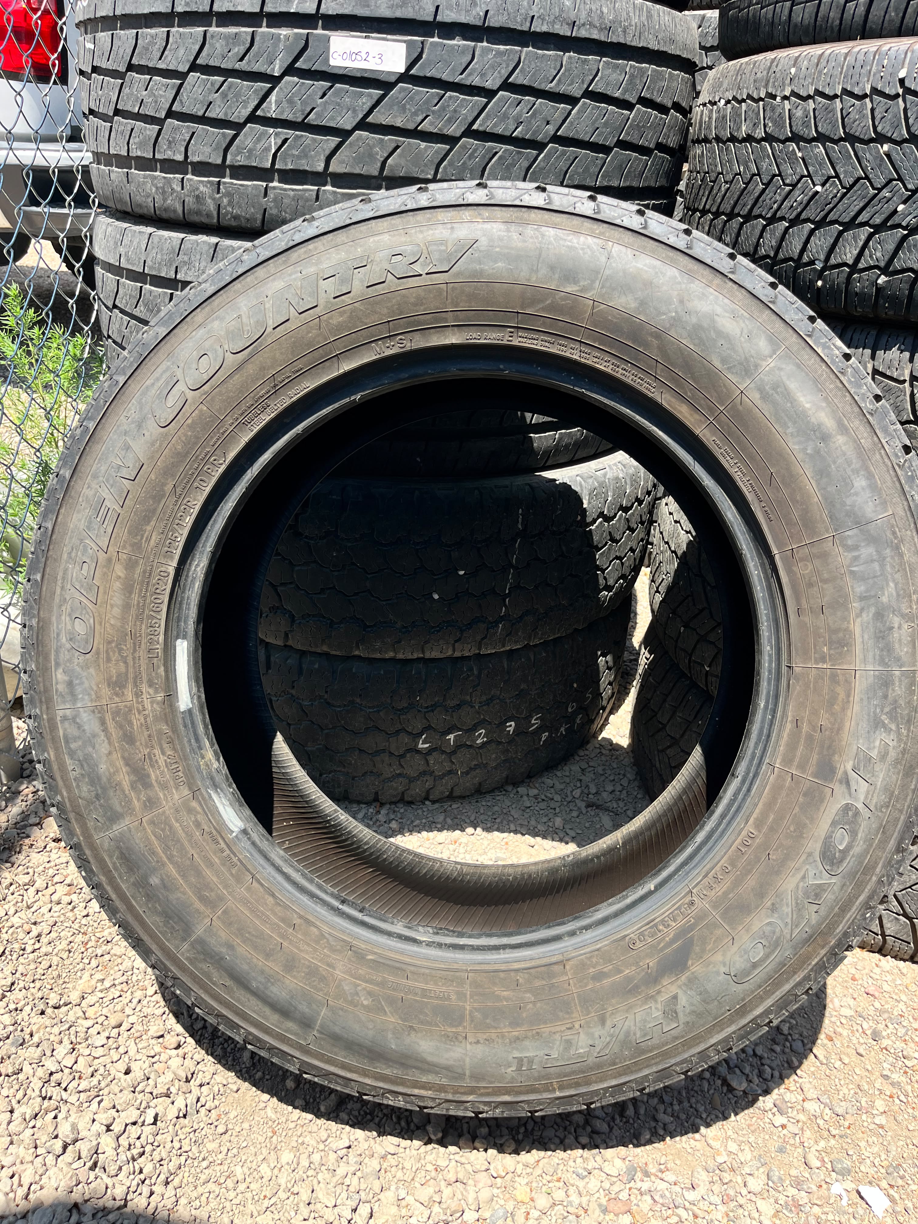 LT285/60R20 Set (4 Used Tires) Toyo Open Country