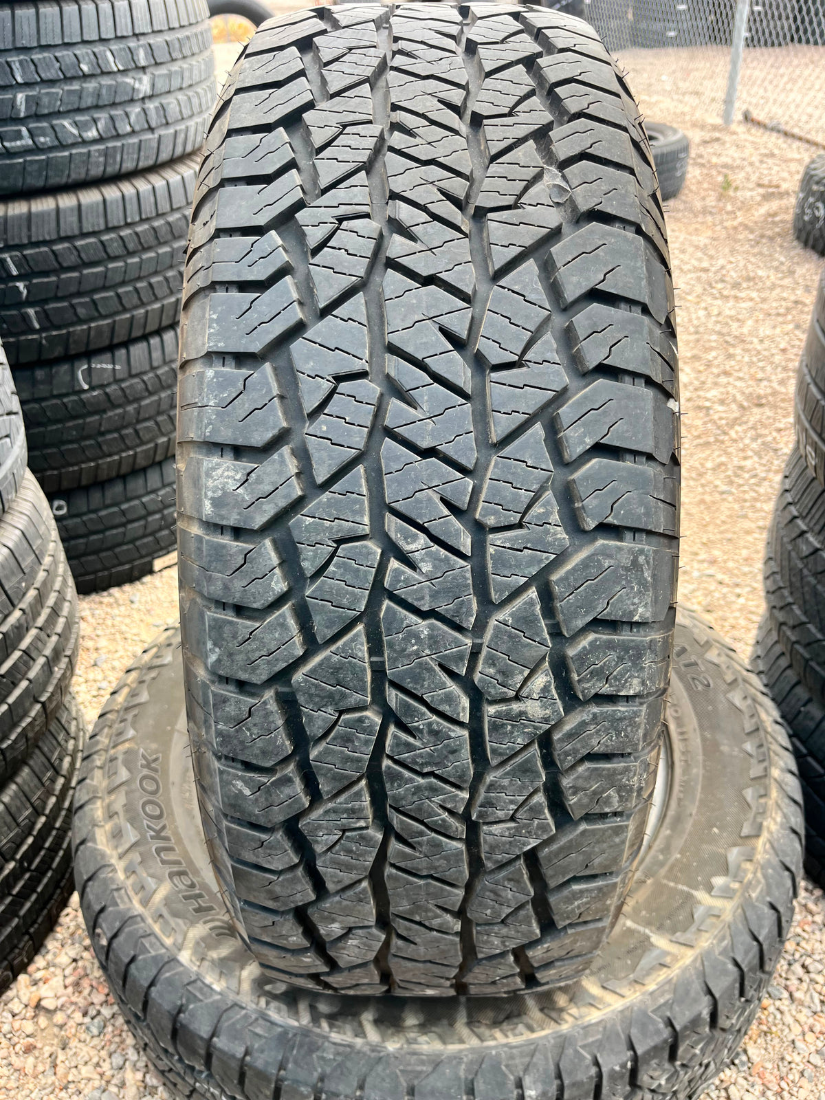 275/60R20 Pair (2 Used Tires) Hankook Dynapro