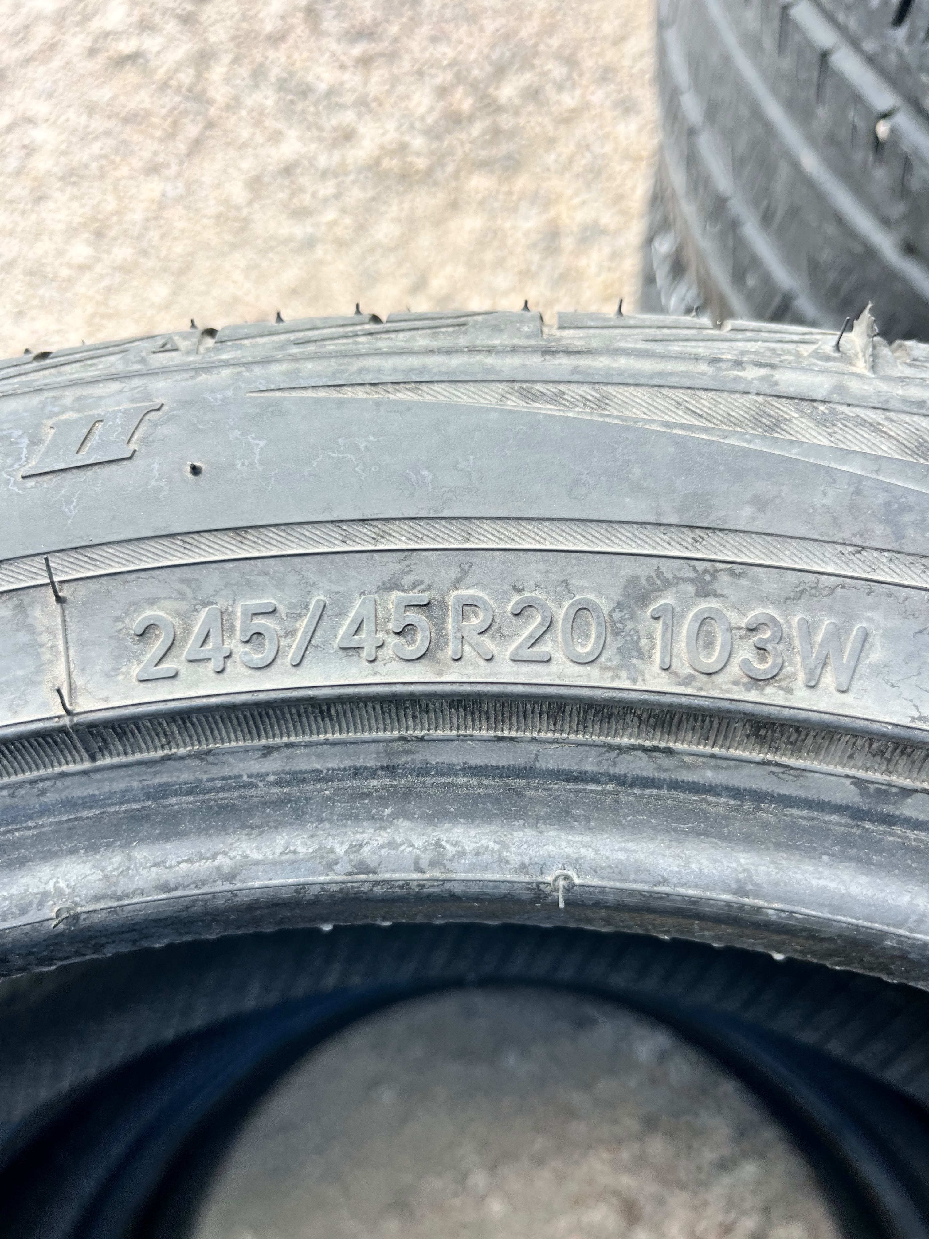 245/45R20 Pair (2 Used Tires) Toyo Extensa HP2