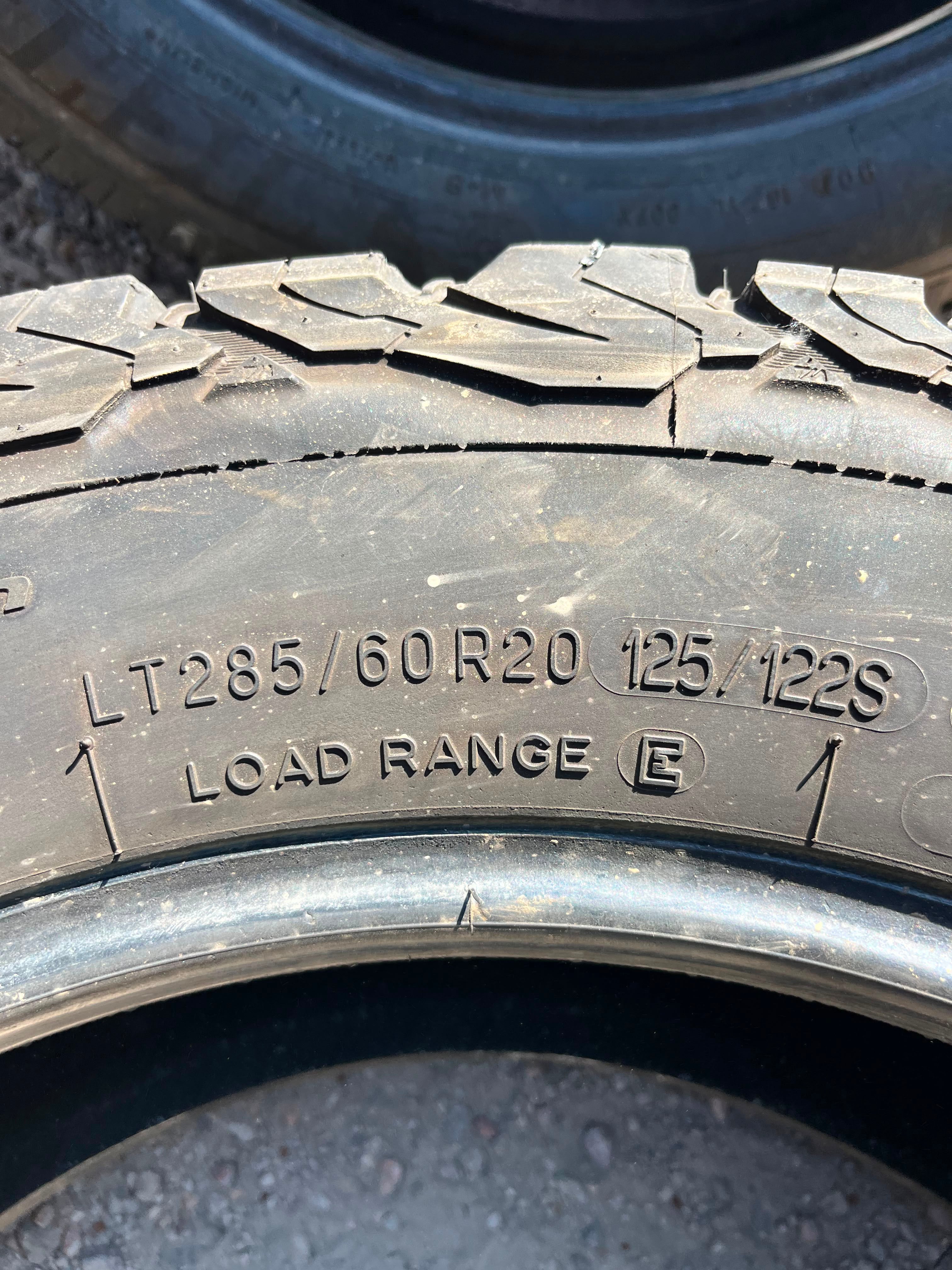 LT285/60R20 (3 Used Tires) BFGoodrich KO2