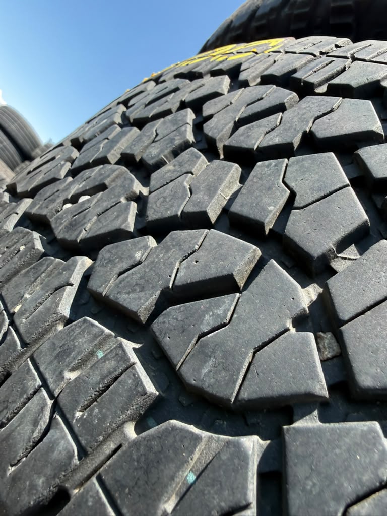 LT275/65R20 Set (4 Used Tires) Goodyear Wrangler Territory AT