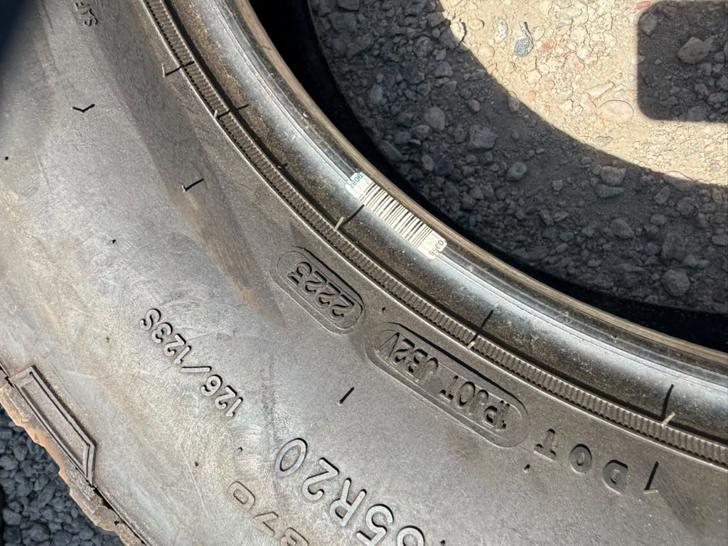 LT275/65R20 Set (4 Used Tires) Goodyear Wrangler Territory AT