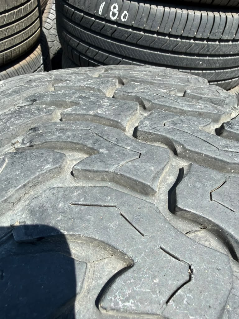 LT295/65R20 Pair (2 Used Tires) Hankook Dynapro MT2
