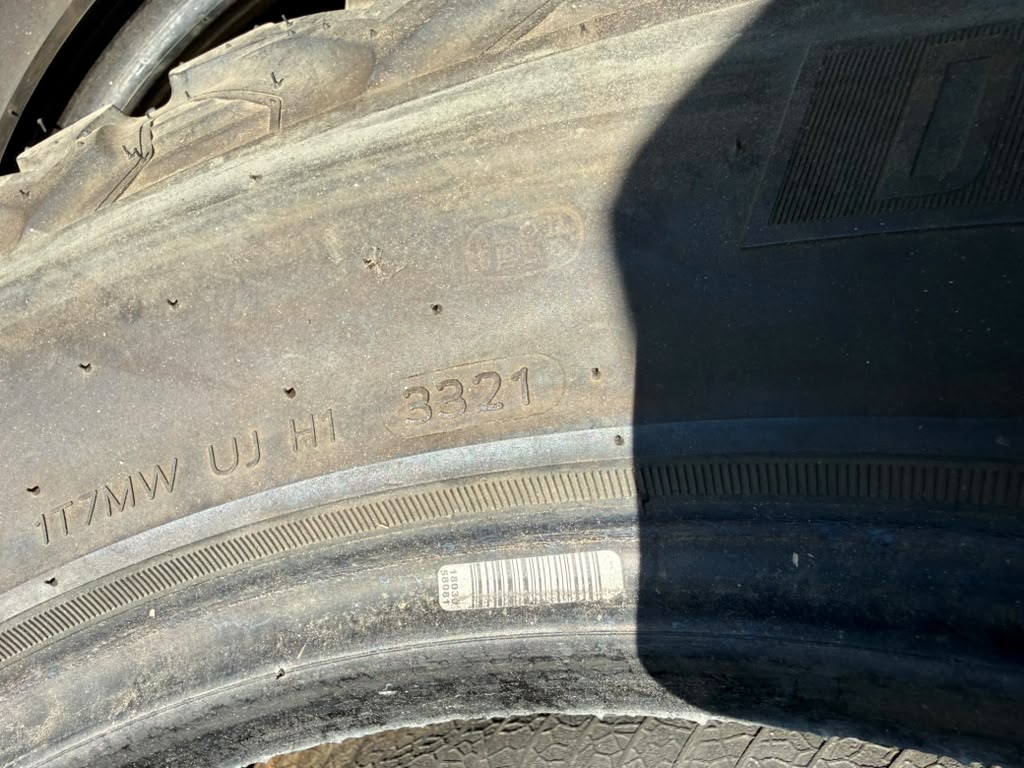 LT295/65R20 Pair (2 Used Tires) Hankook Dynapro MT2
