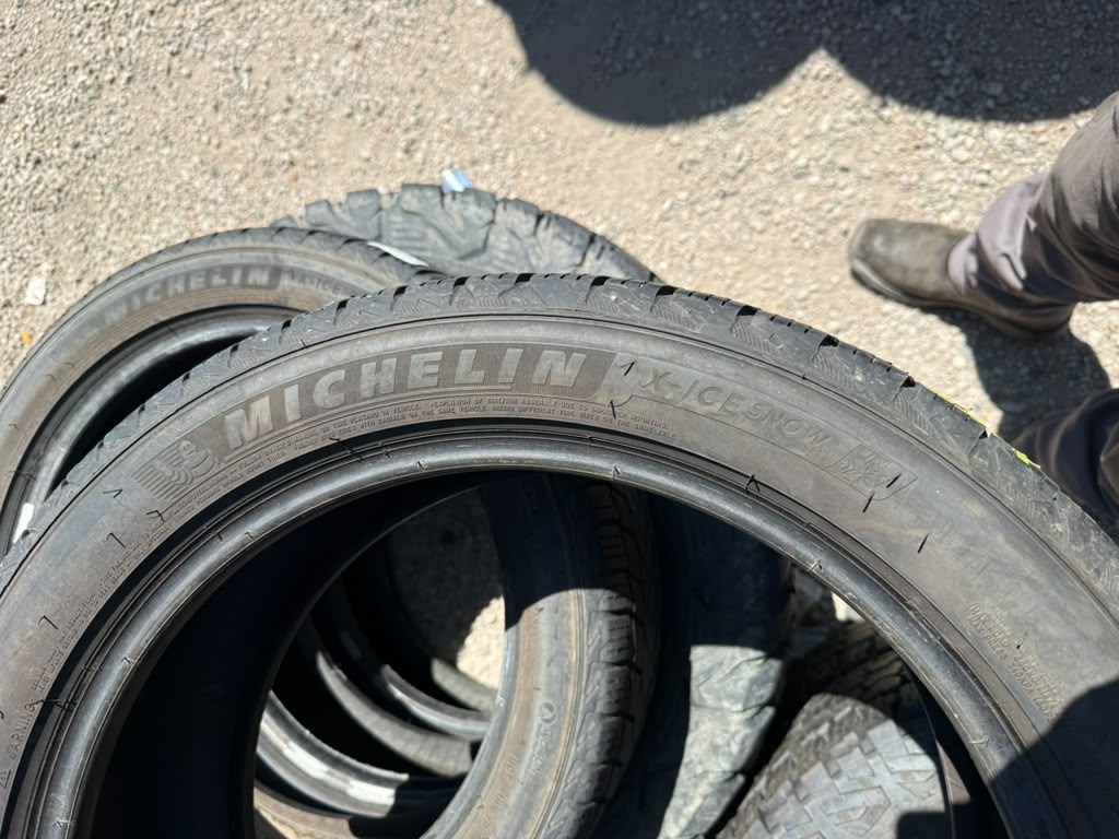 245/45R19 Pair (2 Used Tires) Michelin X-Ice