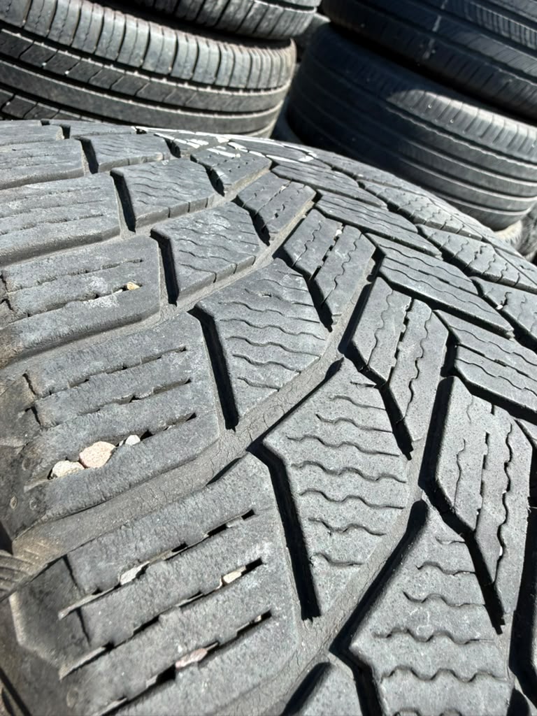 245/45R19 Pair (2 Used Tires) Michelin X-Ice