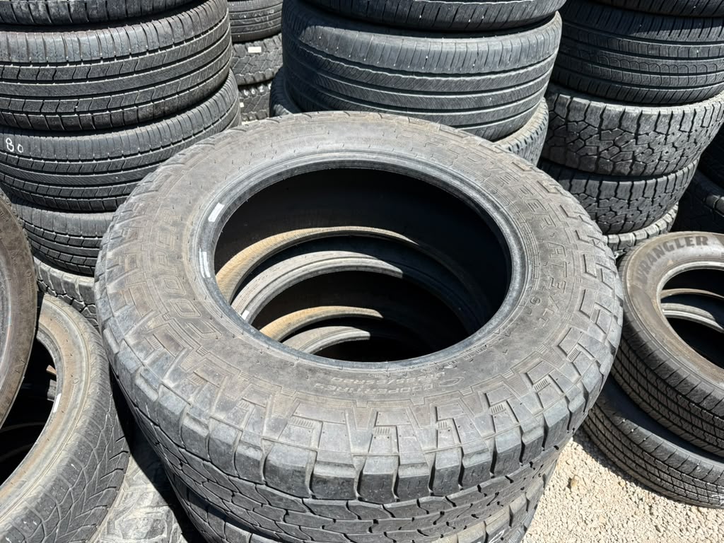 LT285/65R20 Pair (2 Used Tires) Cooper Discoverer AT3