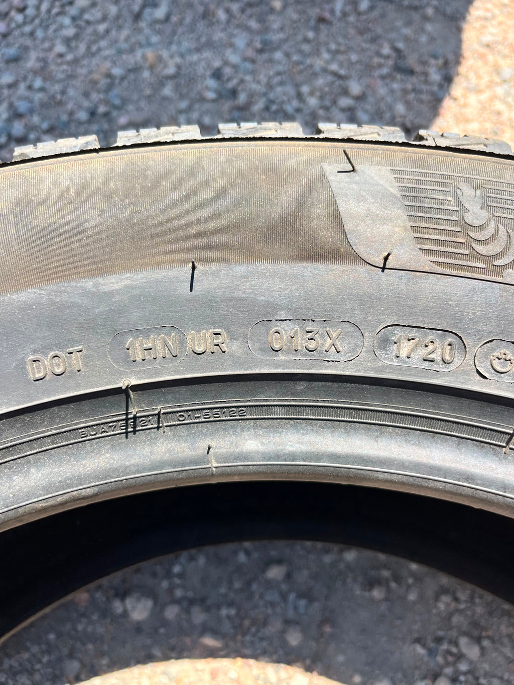 265/50R20 Pair (2 Used Tires) Michelin X-Ice