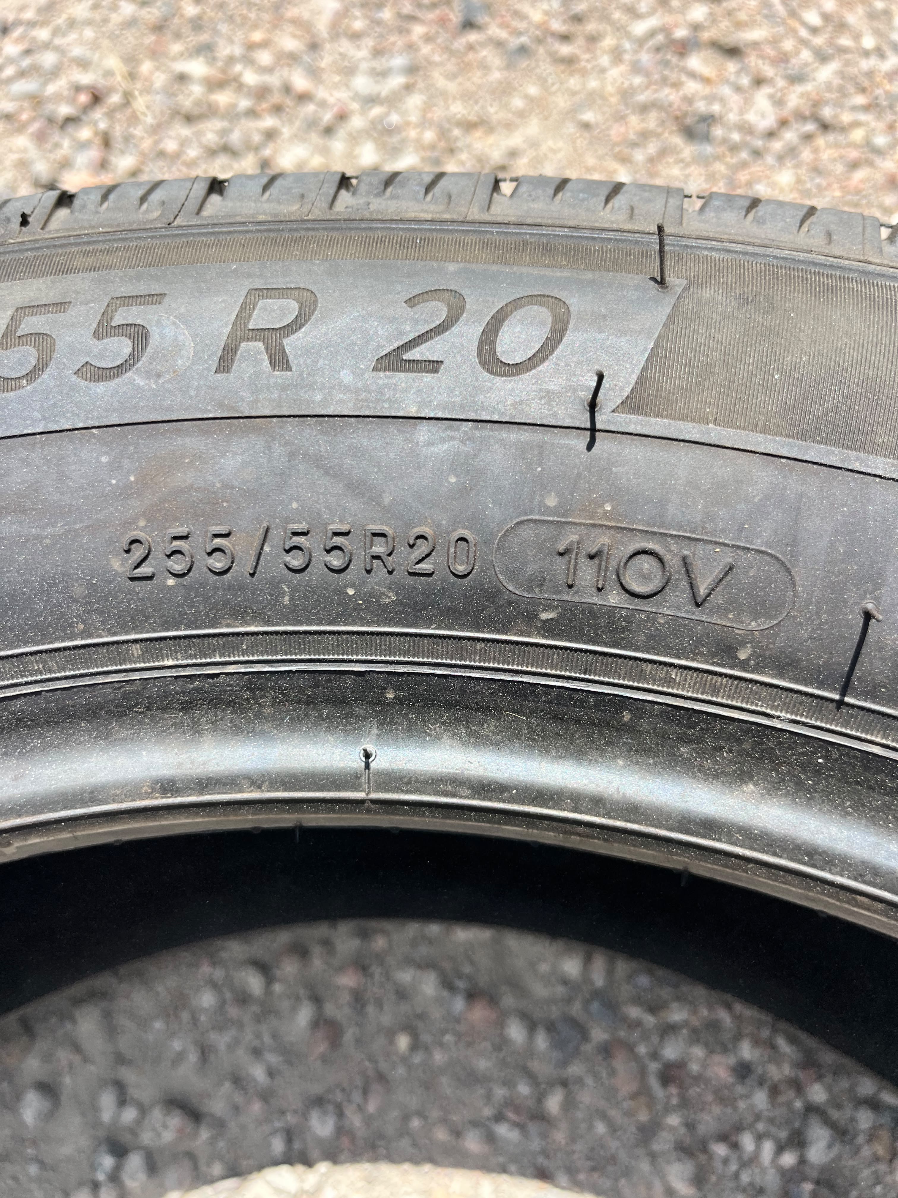 255/55R20 Pair (2 Used Tires) Michelin Primacy