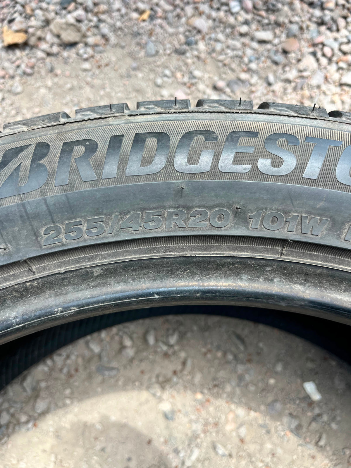 255/45R20 Pair (2 Used Tires) Bridgestone Alenza AS Ultra