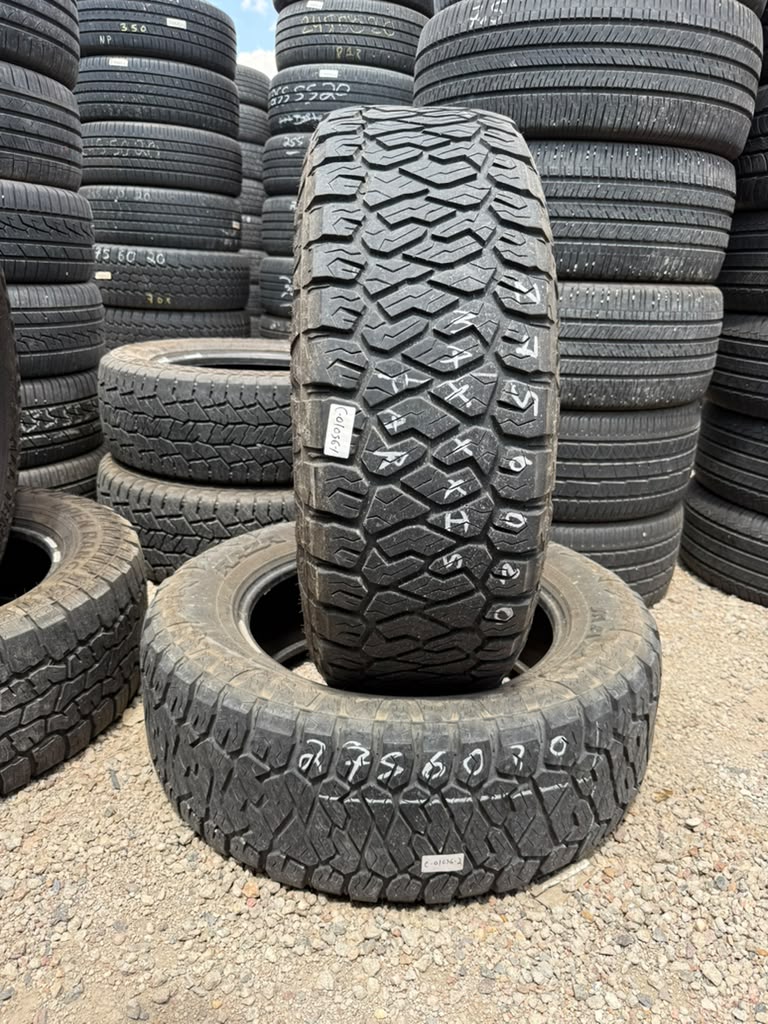 275/60R20 Pair (2 Used Tires) Maxxis Razr AT