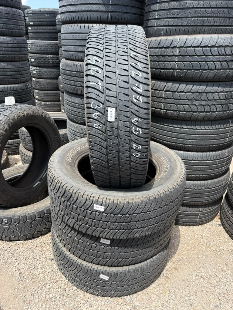 LT275/65R20 Set (4 Used Tires) Michelin LTX AT2