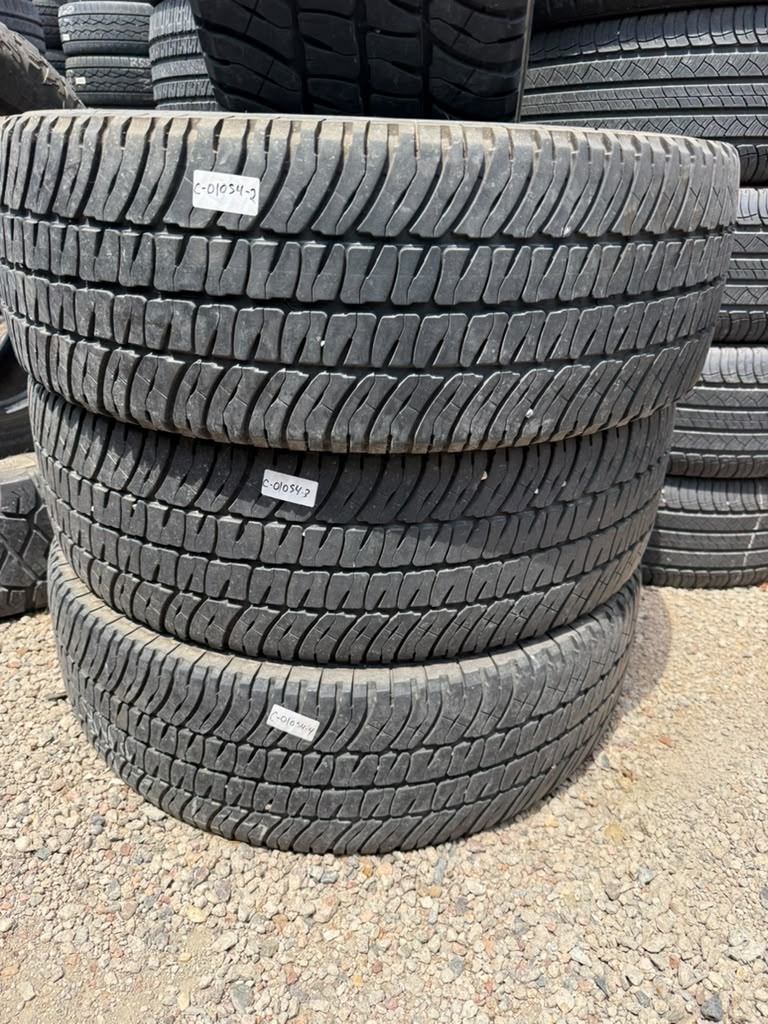 LT275/65R20 Set (4 Used Tires) Michelin LTX AT2