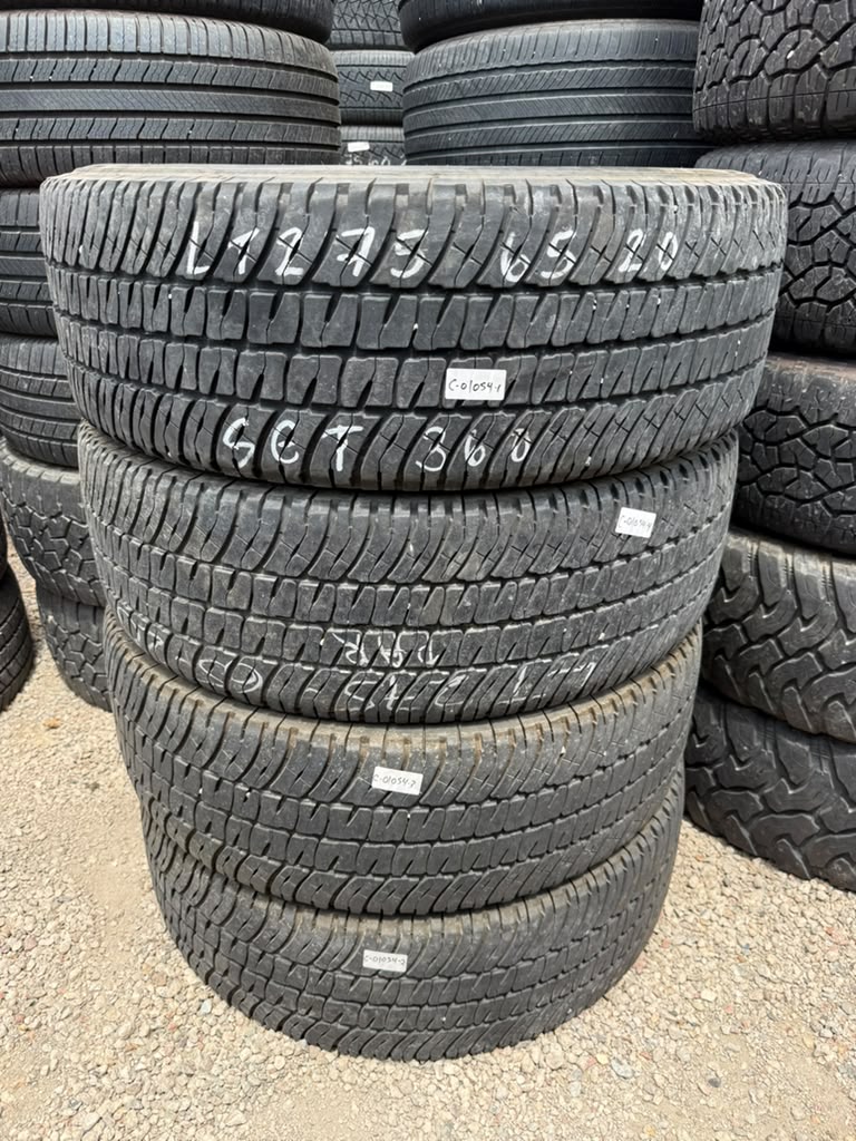 LT275/65R20 Set (4 Used Tires) Michelin LTX AT2