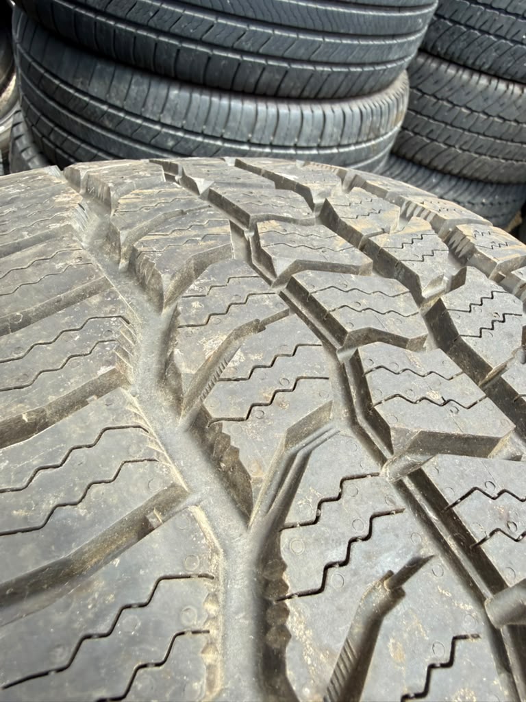275/60R20 Pair (2 Used Tires) Cooper Discoverer