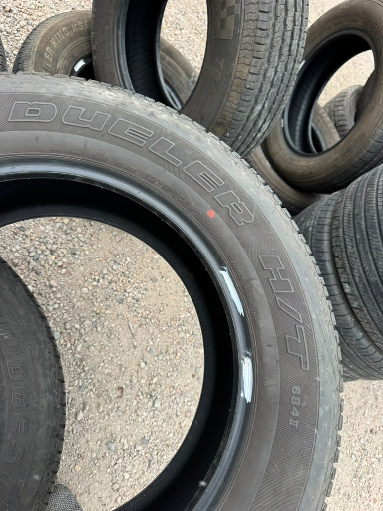 275/60R20 Pair (2 Used Tires) Bridgestone Dueler H/T