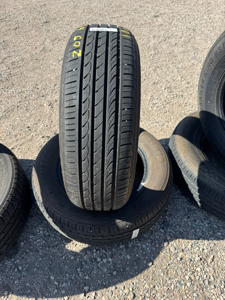 205/65R16 Pair (2 Used Tires) Delinte DH2