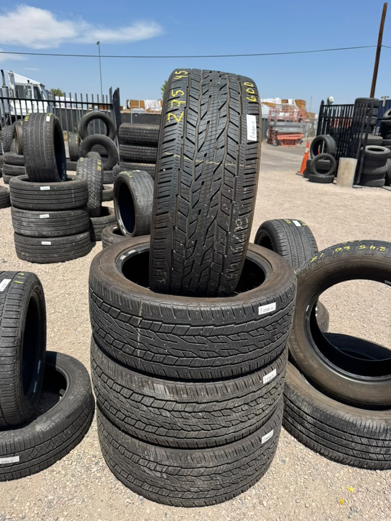 275/45R22 Set (4 Used Tires) Continental Cross Contact LX20