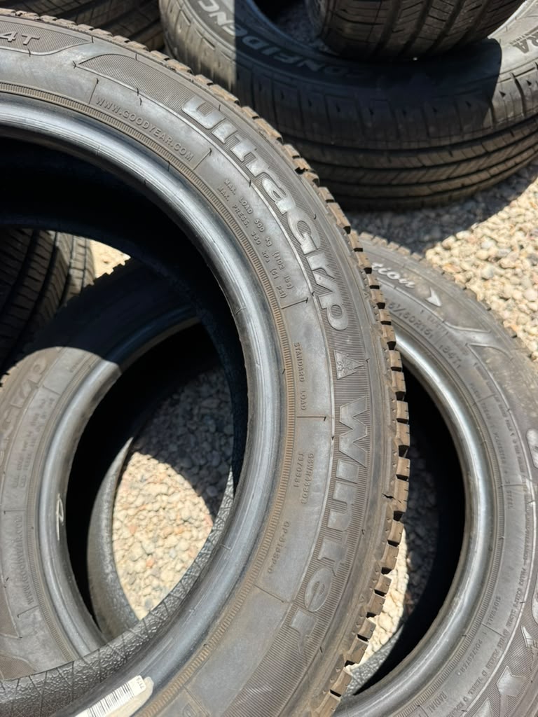 185/60R15 Pair (2 Used Tires) Goodyear UltraGrip Winter
