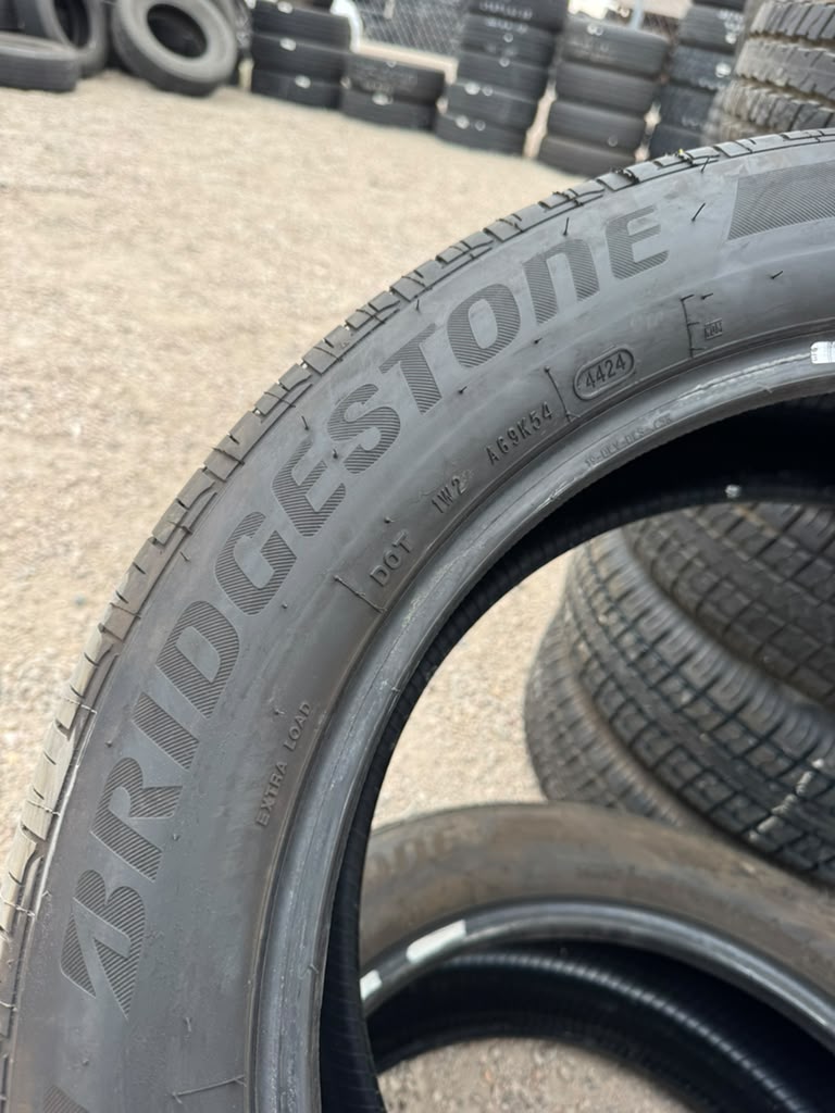 245/50R19 Pair (2 Used Tires) Bridgestone Dueler H/P Sport
