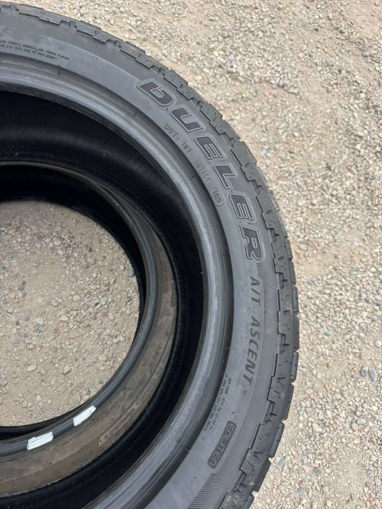 265/50R20 Pair (2 Used Tires) Bridgestone Dueler Ascent