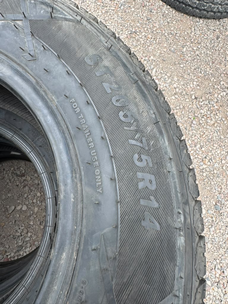 ST205/75R14 Set (4 Used Tires) Carlstar ST