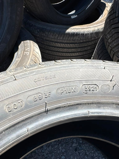 215/55R17 Pair (2 Used Tires) Michelin Defender - 📍 Commerce City