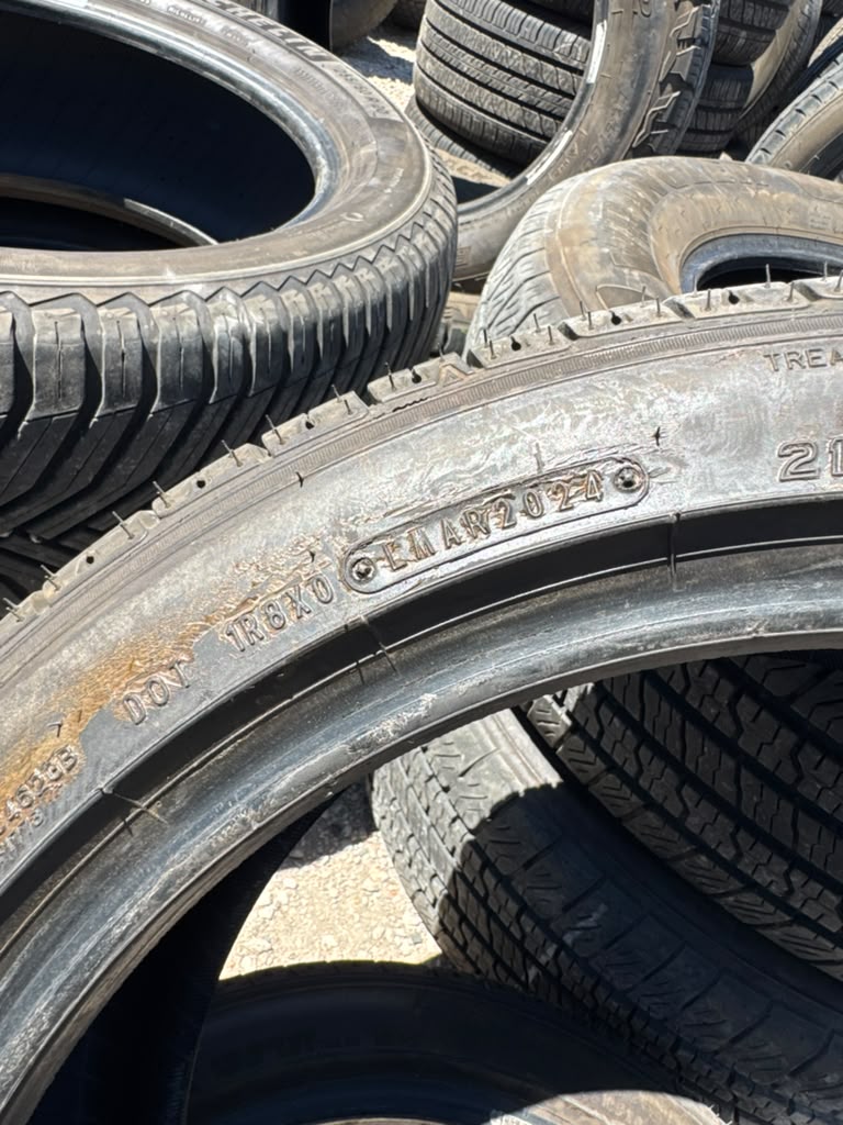 215/45R18 Pair (2 Used Tires) Falken Ziex ZE960