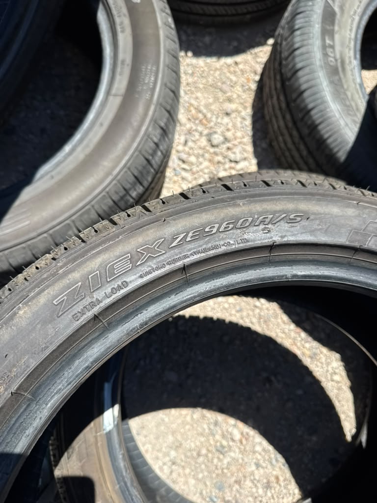 215/45R18 Pair (2 Used Tires) Falken Ziex ZE960