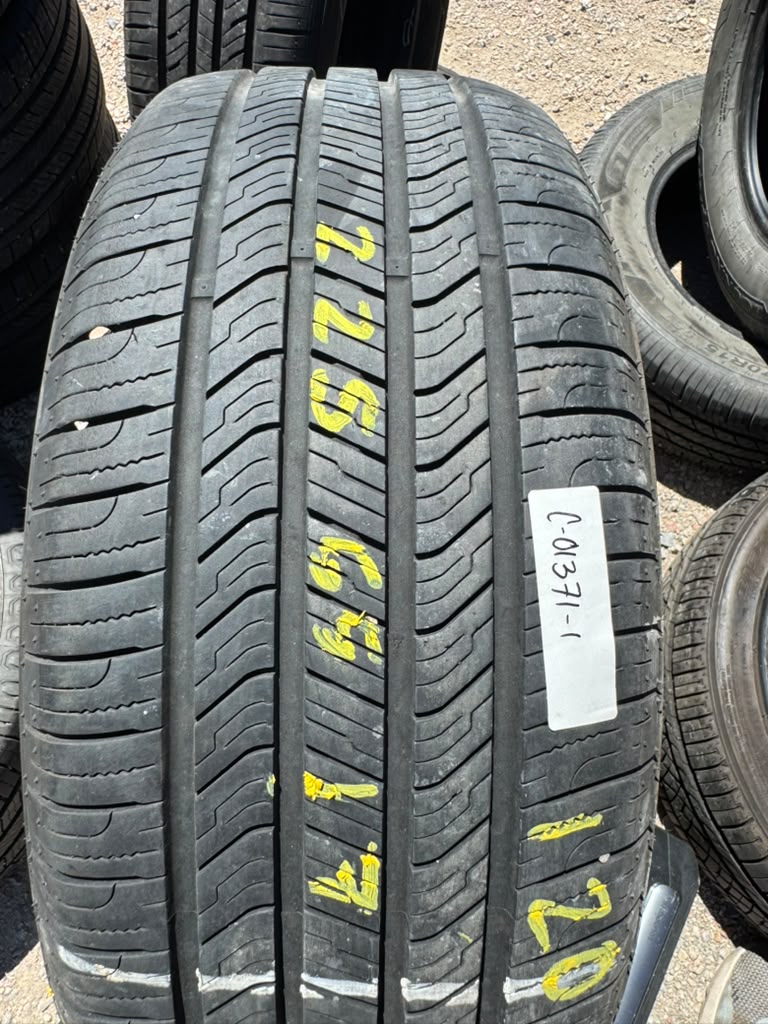 225/55R17 Set (4 Used Tires) Sailun Atrezzo SH408
