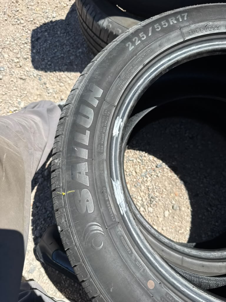 225/55R17 Set (4 Used Tires) Sailun Atrezzo SH408