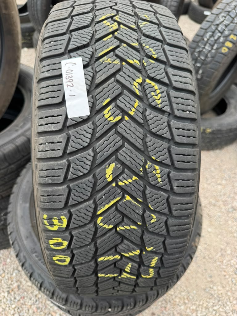 205/50R17 Set (4 Used Tires) Michelin X-ice