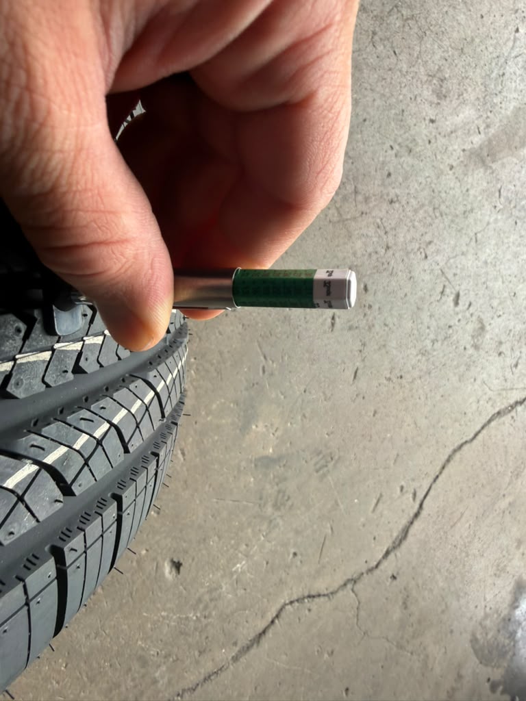 225/45R18 Set (4 Brand New Tires!!) Thunderer Mach 1