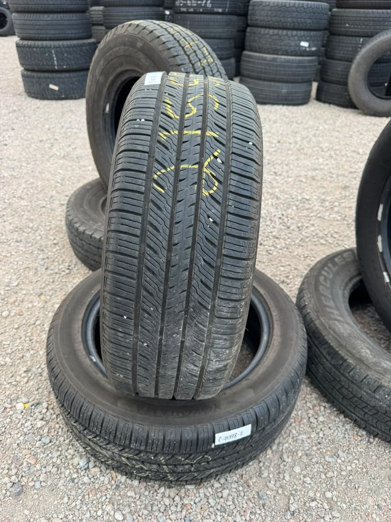 215/55R17 Pair (2 Used Tires) Yokohama Avid Ascend LX