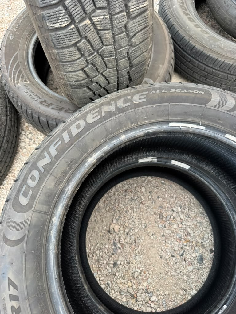 225/55R17 Pair (2 Used Tires) Caldera Confidence