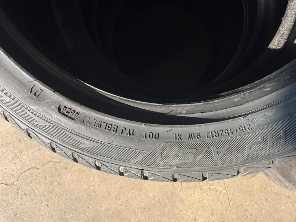 215/45R17 Set (4 Brand New Tires!!) Summit Ultra Max HP
